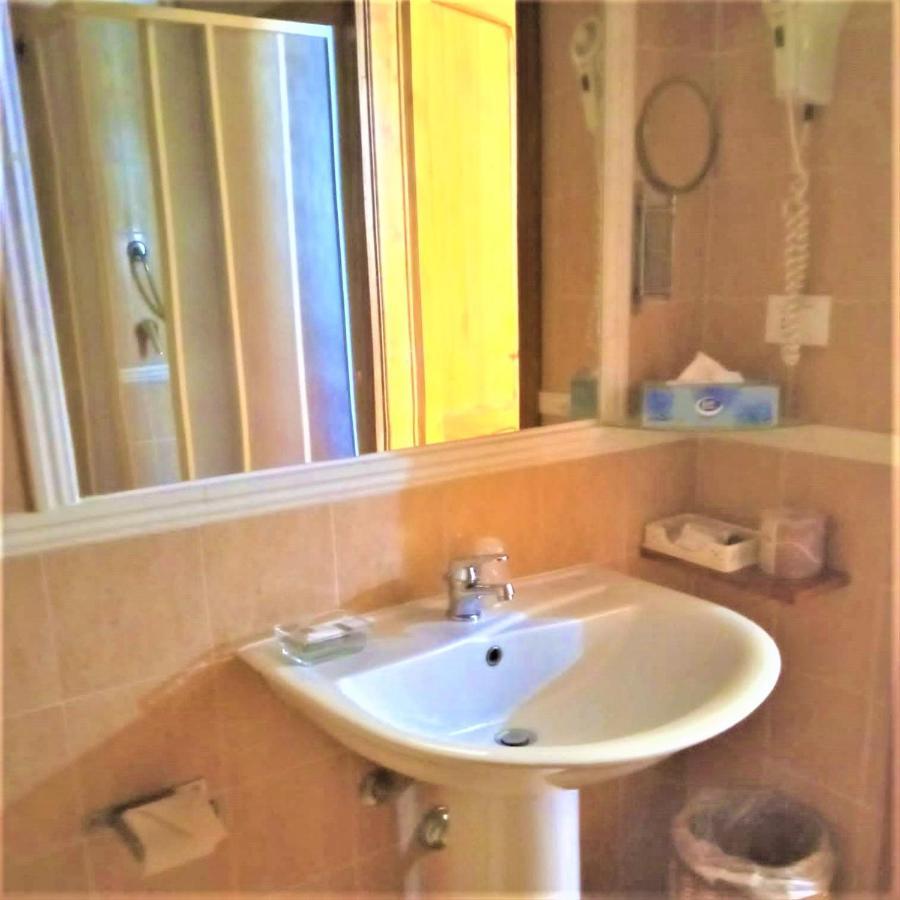 Casale Certosa Hotel Pavona Kültér fotó