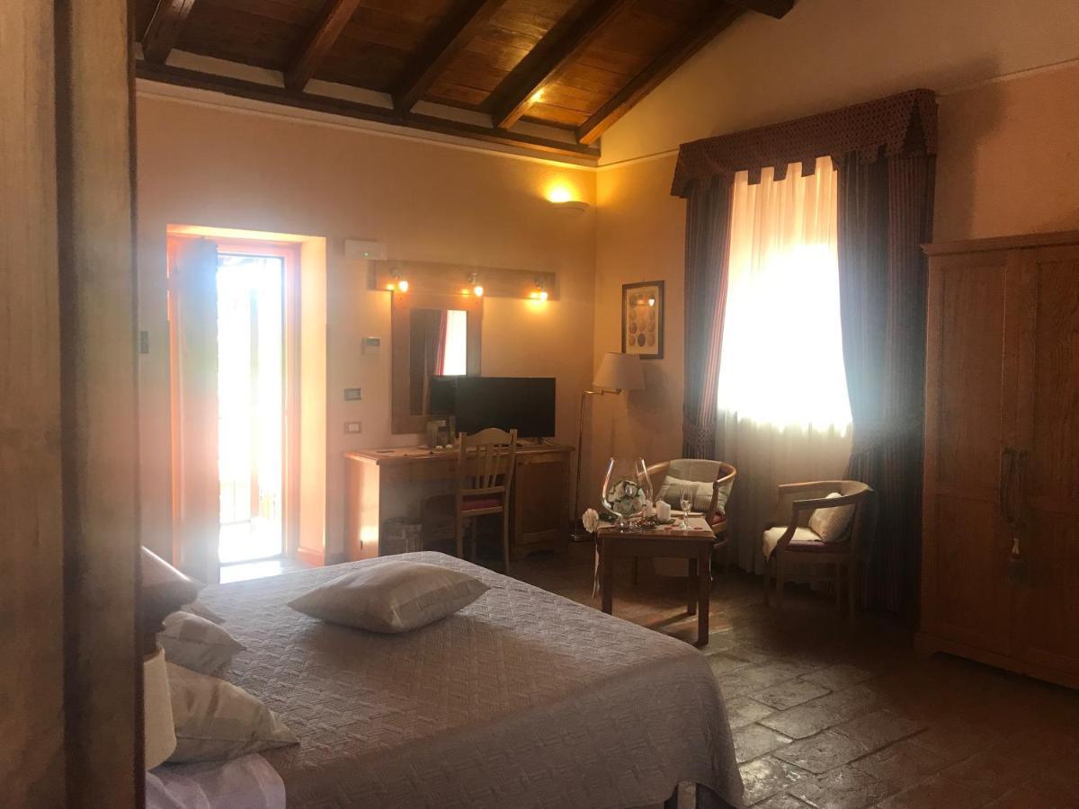 Casale Certosa Hotel Pavona Kültér fotó