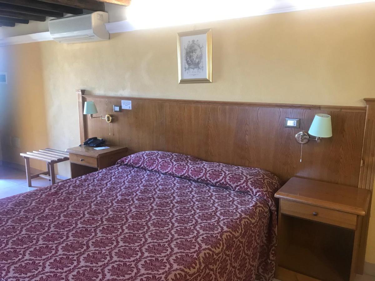 Casale Certosa Hotel Pavona Kültér fotó