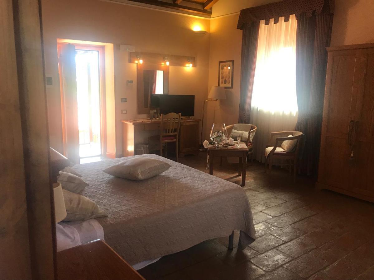 Casale Certosa Hotel Pavona Kültér fotó