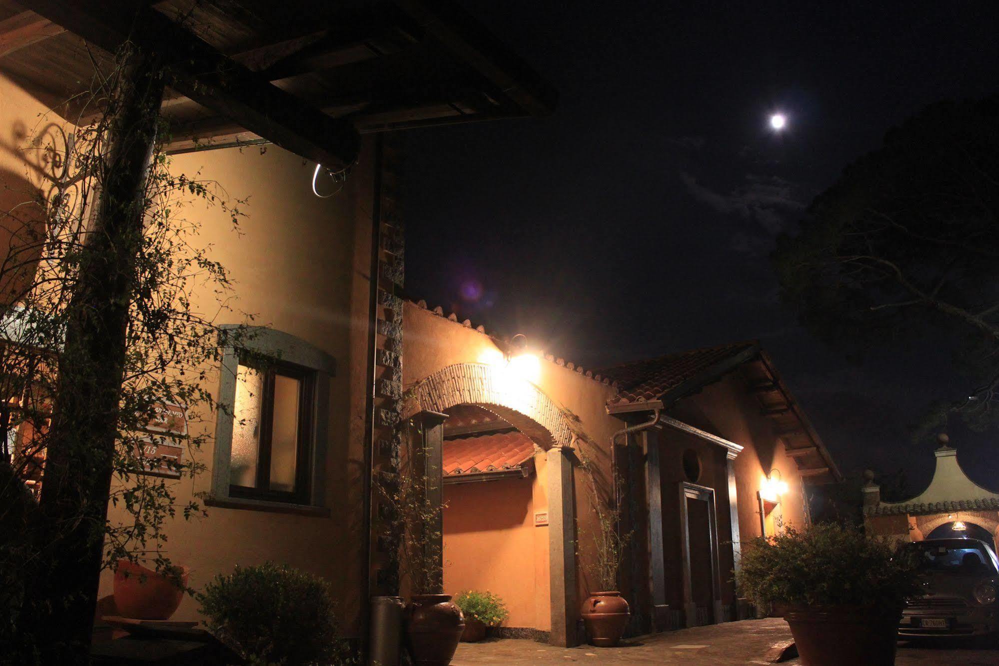 Casale Certosa Hotel Pavona Kültér fotó
