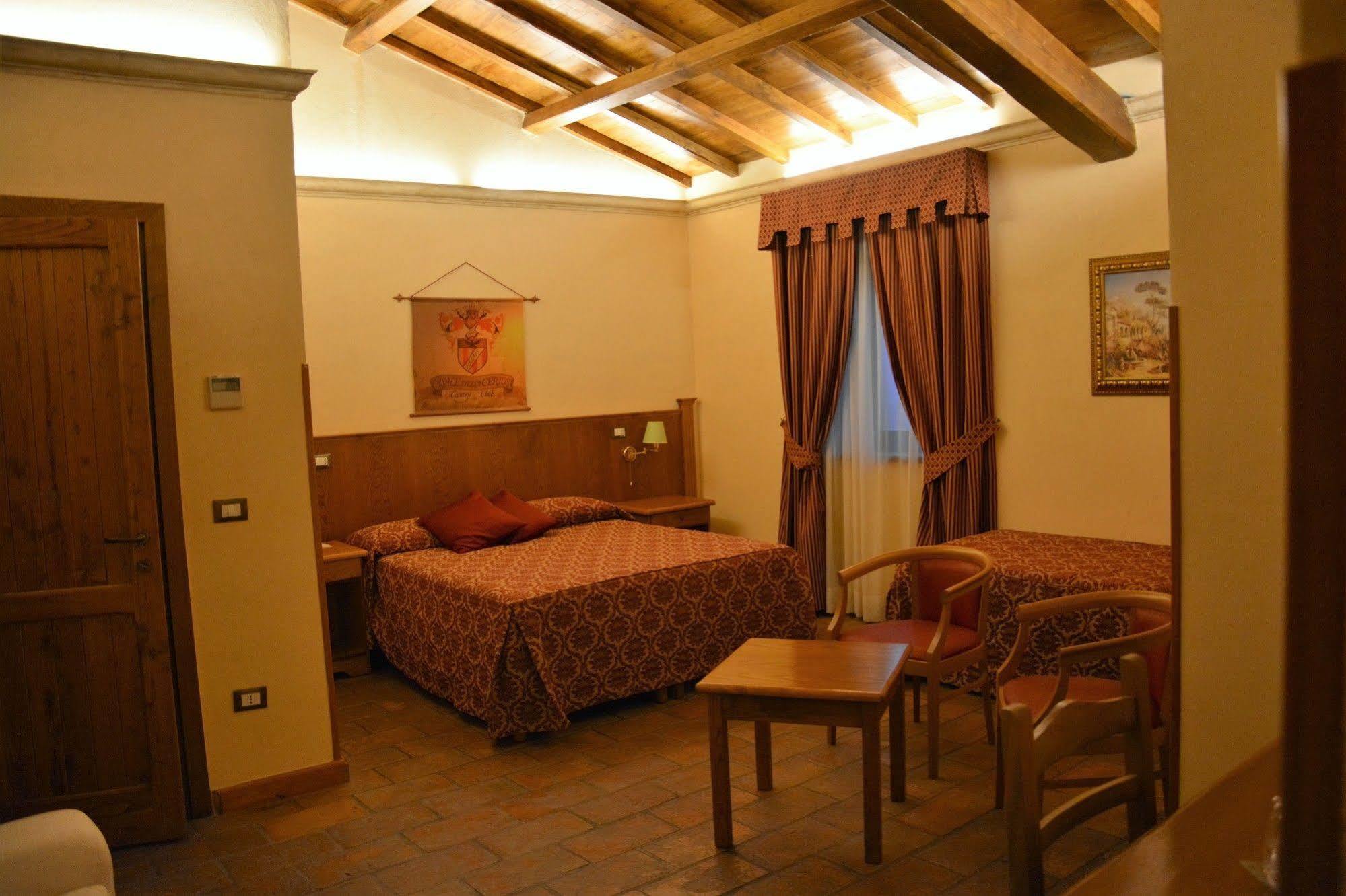 Casale Certosa Hotel Pavona Kültér fotó